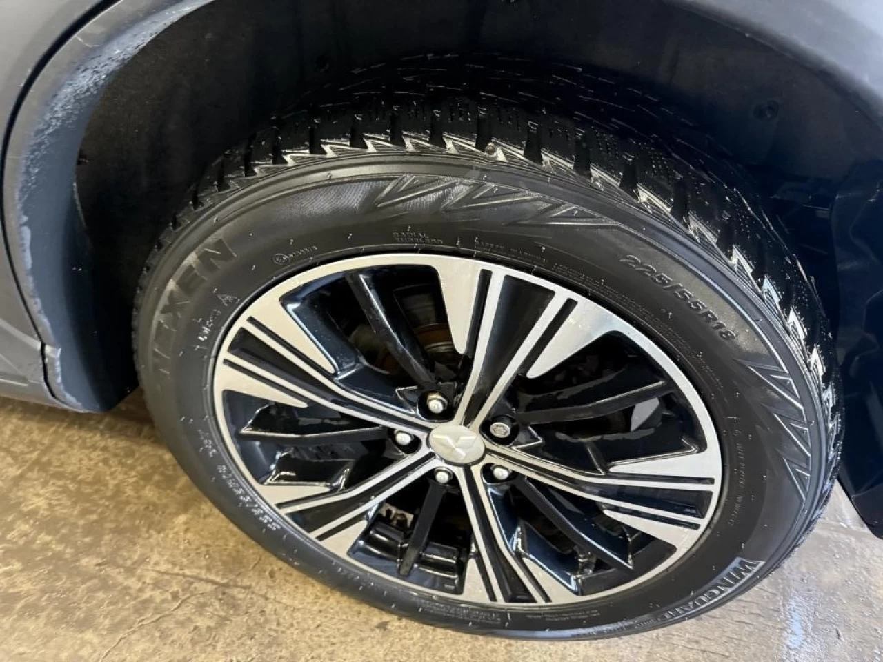 2019 Mitsubishi Eclipse Cross SE AWD MAGS ** APPROUVÉ À 99.9% ** Main Image