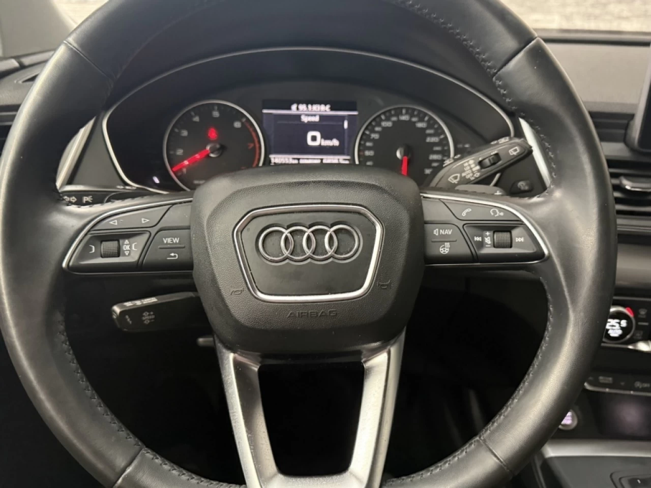 2019 Audi Q5 Komfort AWD CUIR ** APPROUVÉ À 99.9% ** Main Image