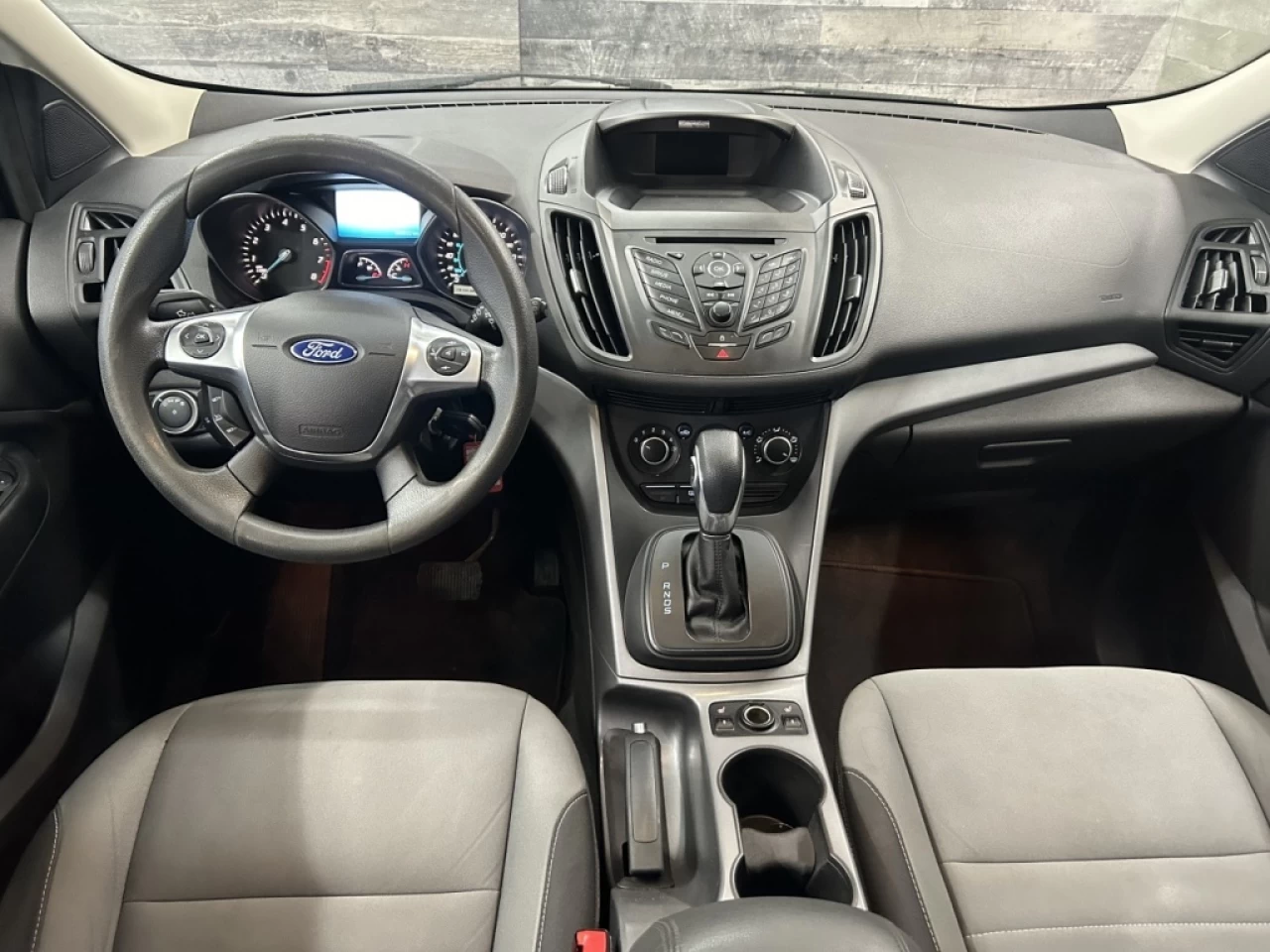 2015 Ford Escape SE Main Image