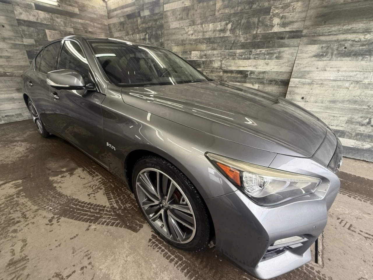 2016 Infiniti Q50 3.0t AWD NAV CUIR TOIT S,CHAUFFANT**APPROUVÉE 99,9 Main Image