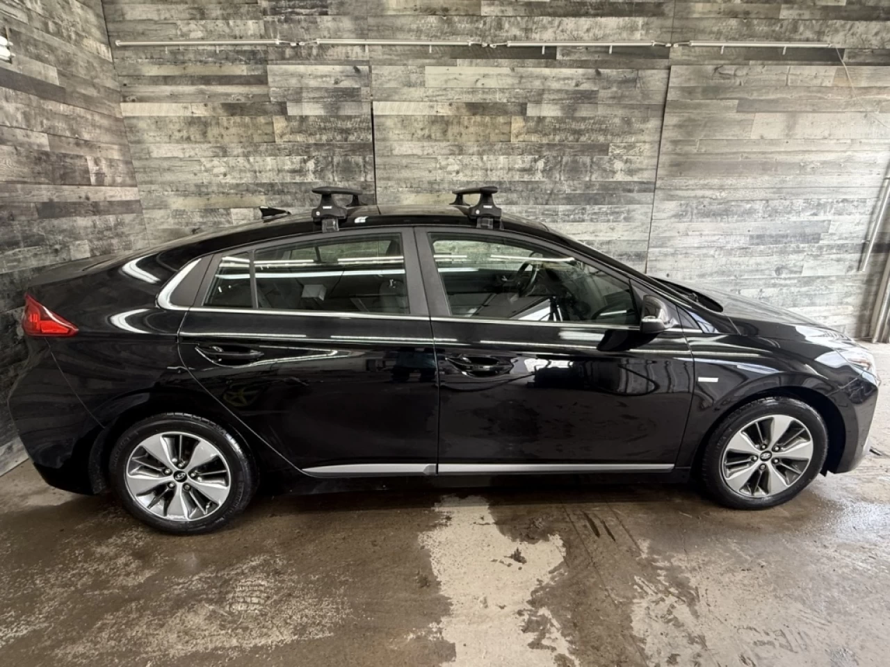 2019 Hyundai Ioniq PrivilÉgiÉ HYBRID PLUG-IN NAV MAGS ** APPROUVÉ À 9 Image principale