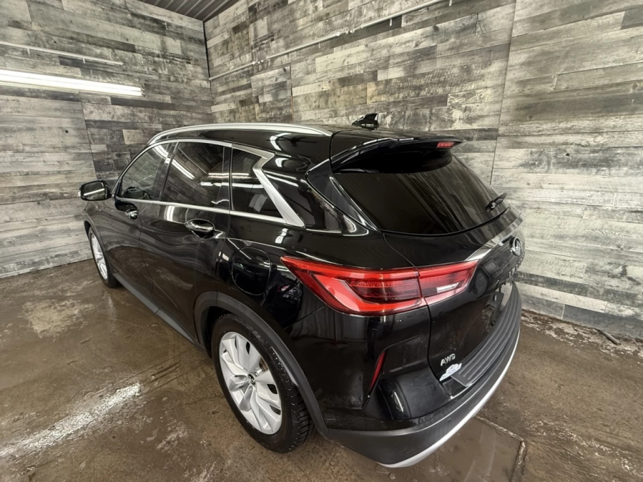 2019 Infiniti QX50 Luxe AWD CUIR TOIT PANO NAV ** APPROUVÉ À 99.9% ** Main Image