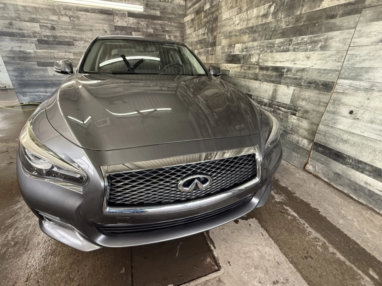 2017 Infiniti Q50 AWD CUIR TOIT NAV **APPROUVÉ À 99.9%** Main Image