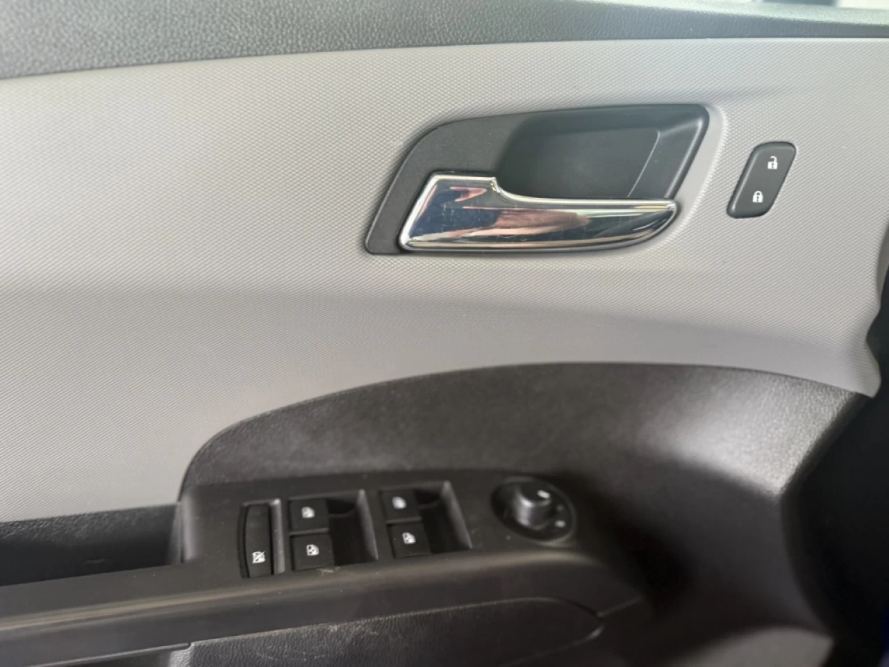 2018 Chevrolet Sonic LT Main Image