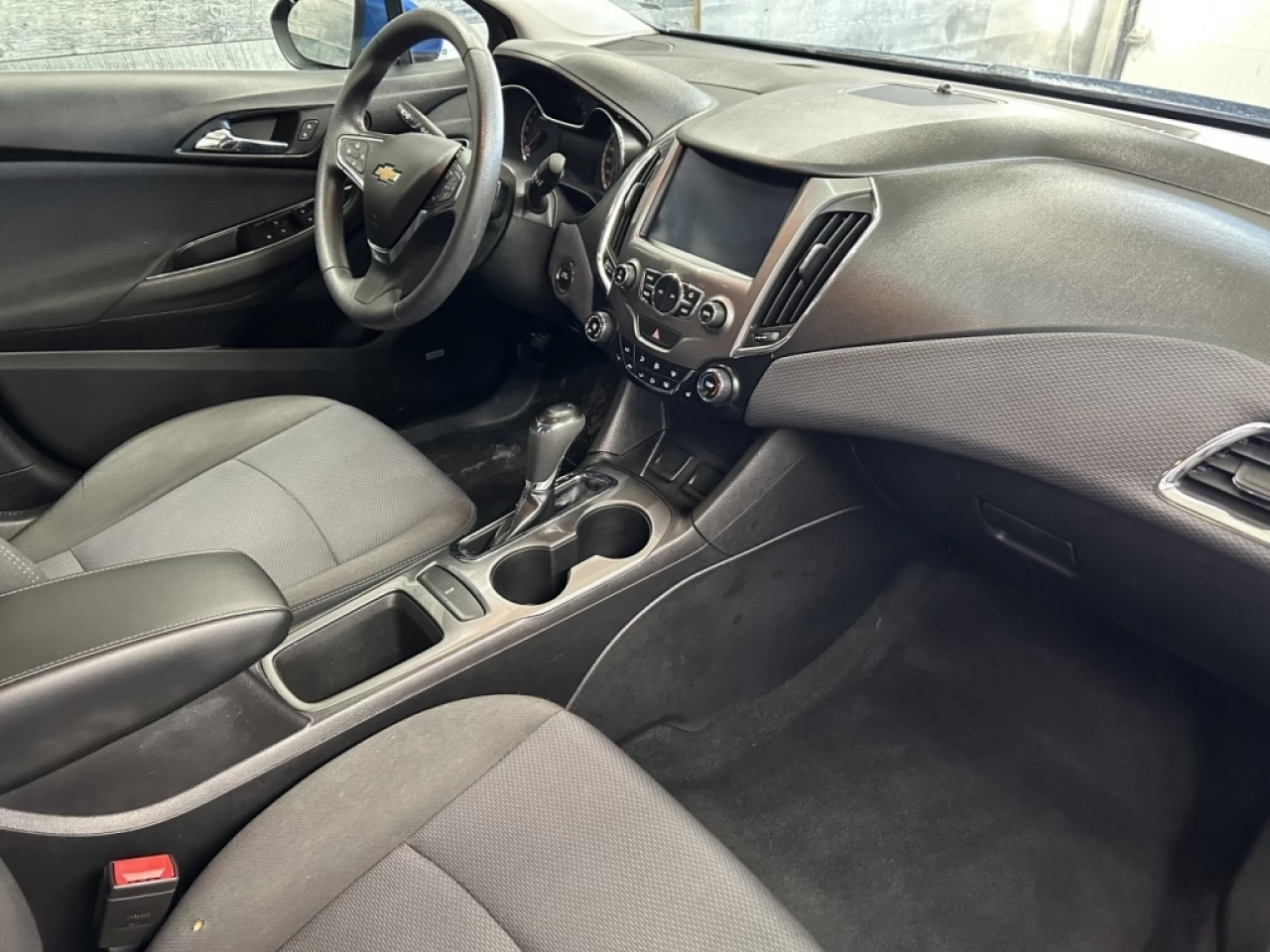 2018 Chevrolet Cruze LT Auto Toit CamÉra de recul ** APPROUVÉE 99,9% ** Main Image