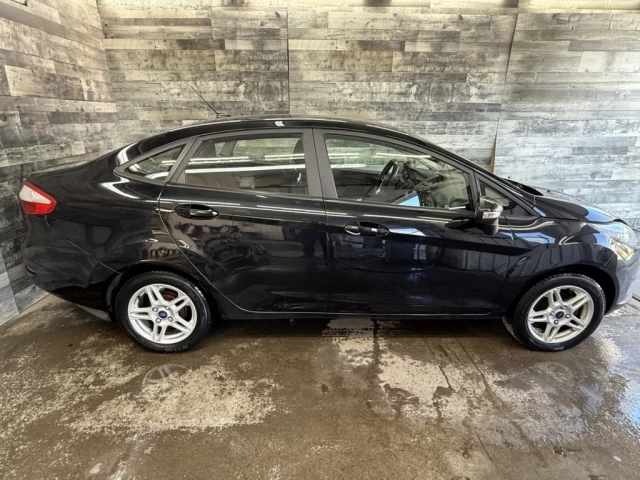 Ford Fiesta SE AUTO BLUTOOTH**APPROUVÉE 99,9%** 2017