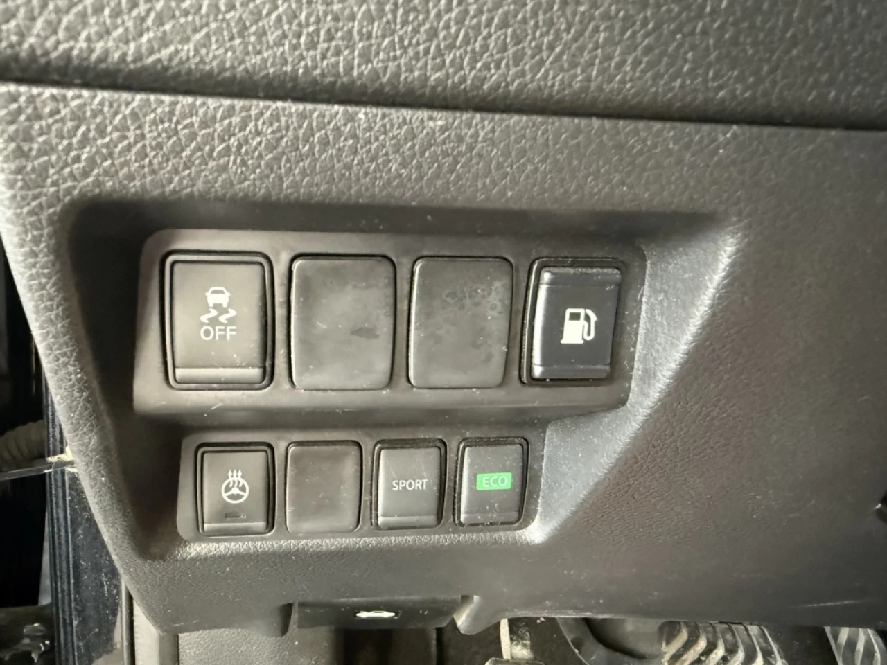 2019 Nissan Rogue S Main Image