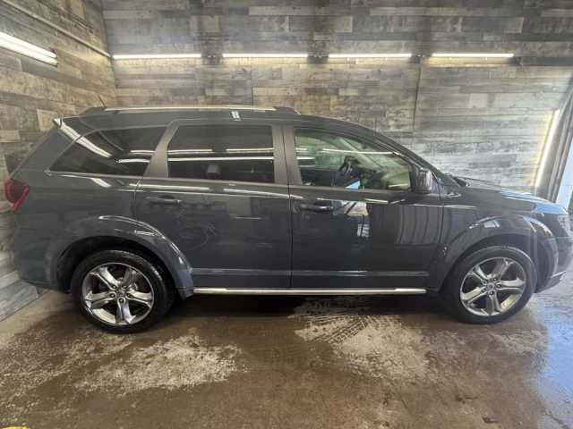 Dodge Journey Crossroad AWD CUIR BLUETHOOT **APPROUVÉE 99,9%** 2018