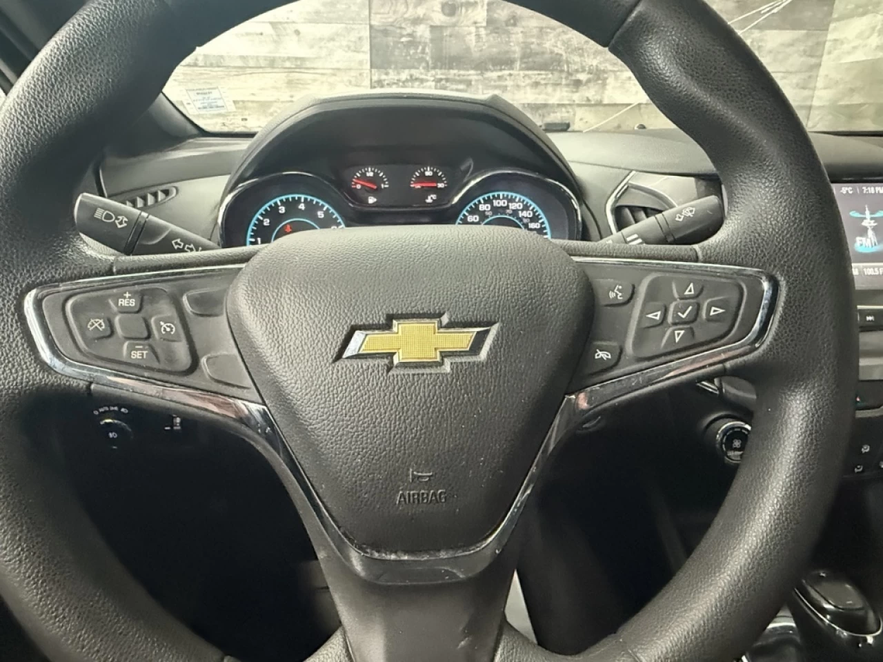 2017 Chevrolet Cruze LT AUTO CAM DE RECUL **APPOROUVÉ À 99.9%** Main Image