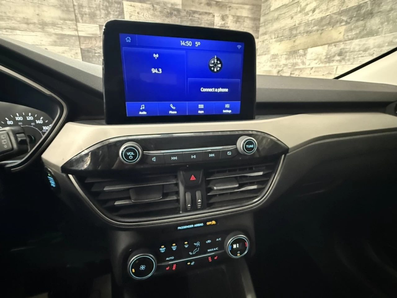 2021 Ford Escape SE AWD CAM DE RECUL ** APPROUVÉ À 99.9%** Main Image