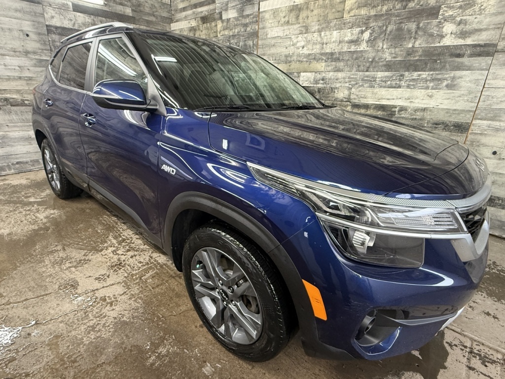 Kia 2023 Seltos EX Awd cuir apple carplay Toit **approuvée 99,9%**