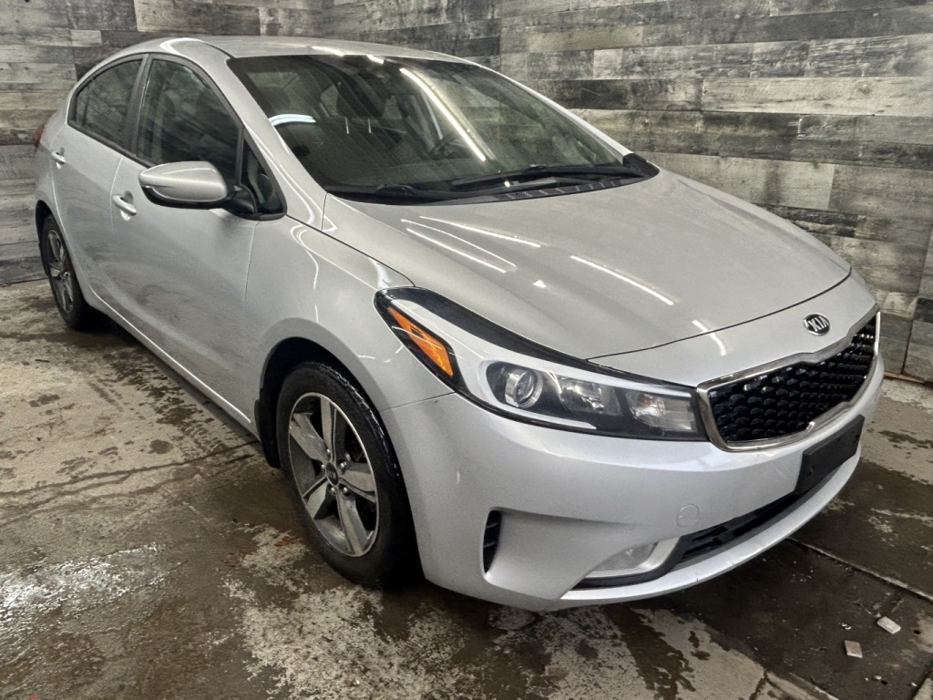 Kia 2018 Forte Auto Cam de Recul S. Chauffant ** APPROUVÉE 99.9%